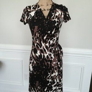 Banana Republic Factory Leopard Print Wrap Dress, Short Sleeves Size XS.